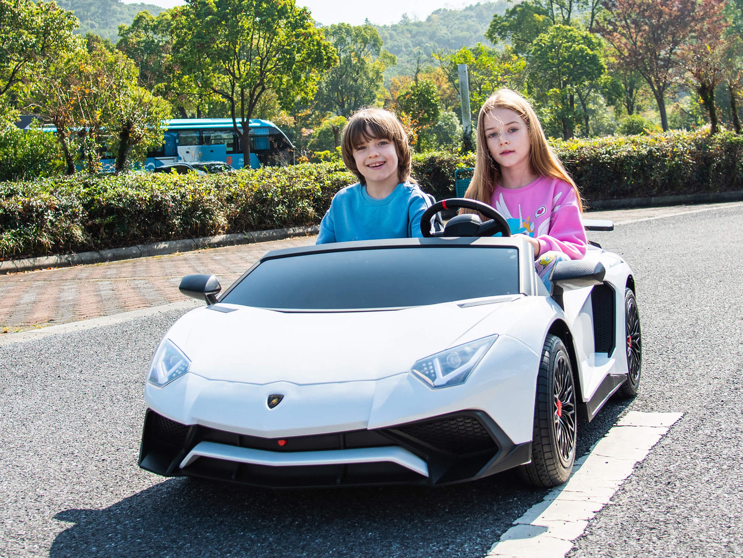 24V Lamborghini Aventador 2 Seater Ride on Car for Kids - White