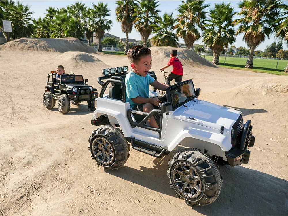 Kids 12V Battery Powered Ride On Truck White