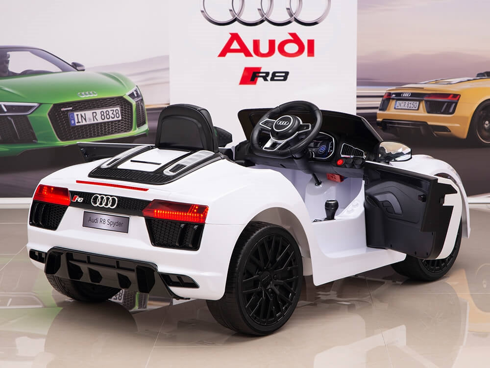 12V Audi R8 Spyder White